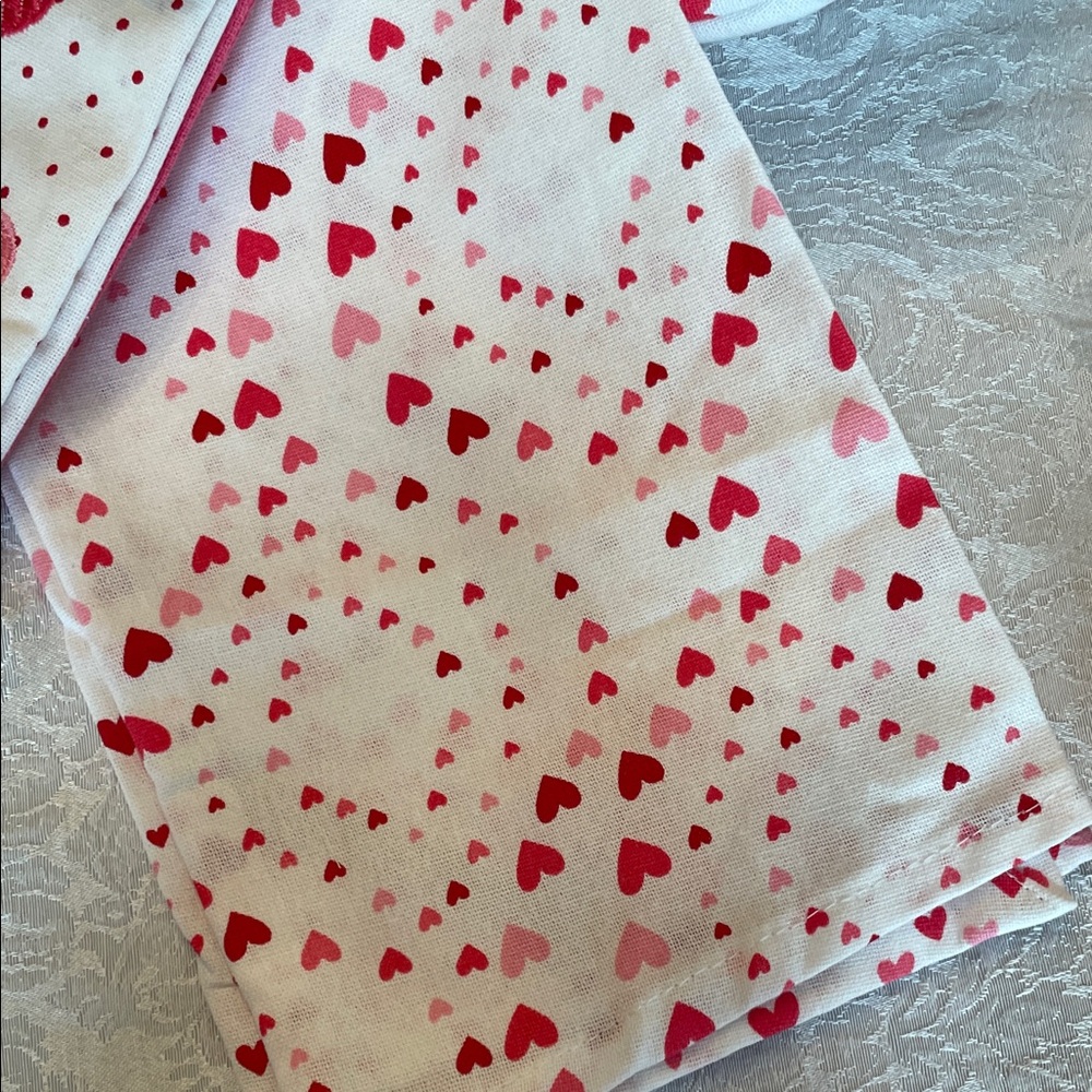 Dachshund Valentine's Day Kitchen Towel and Oven Mitt Set - Picture 4 of 7